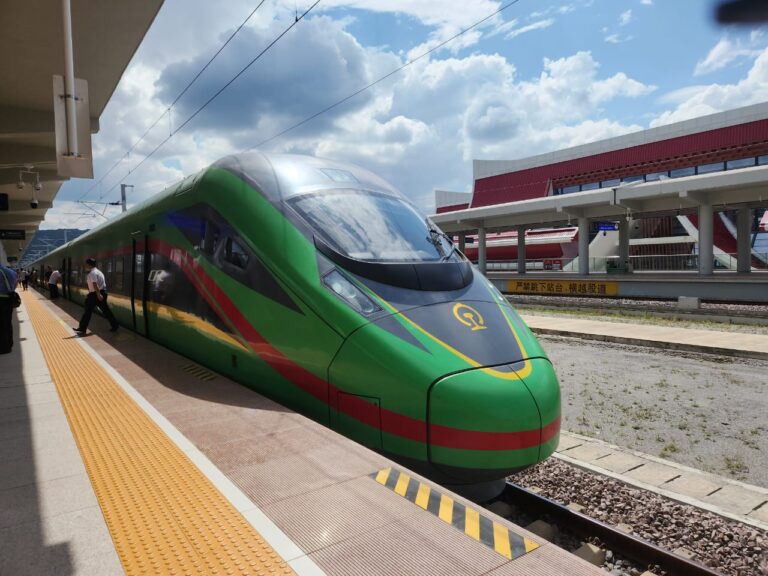 How much does cost Laos train ticket from Luang prabang to Vientiane: $17-$23