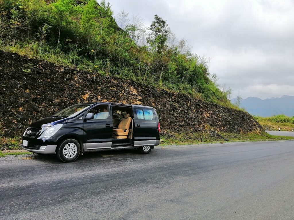 How to get to vang vieng from Vientiane